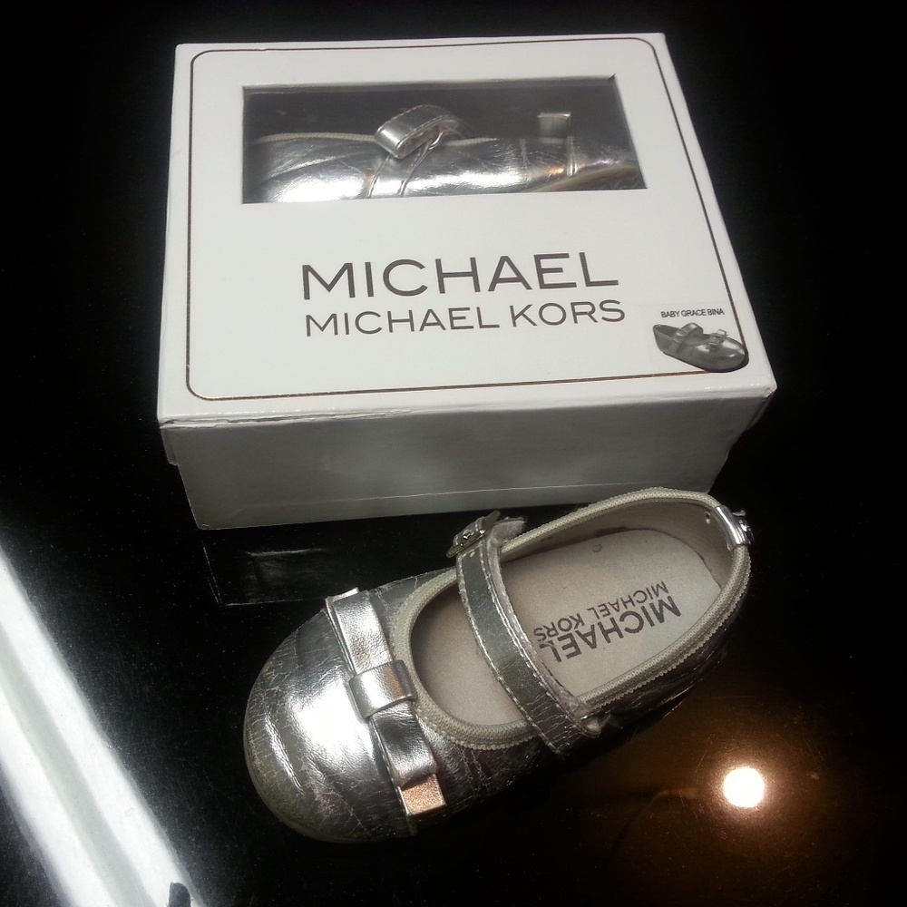 Baby grace bina Michael Kors toddler dress shoes